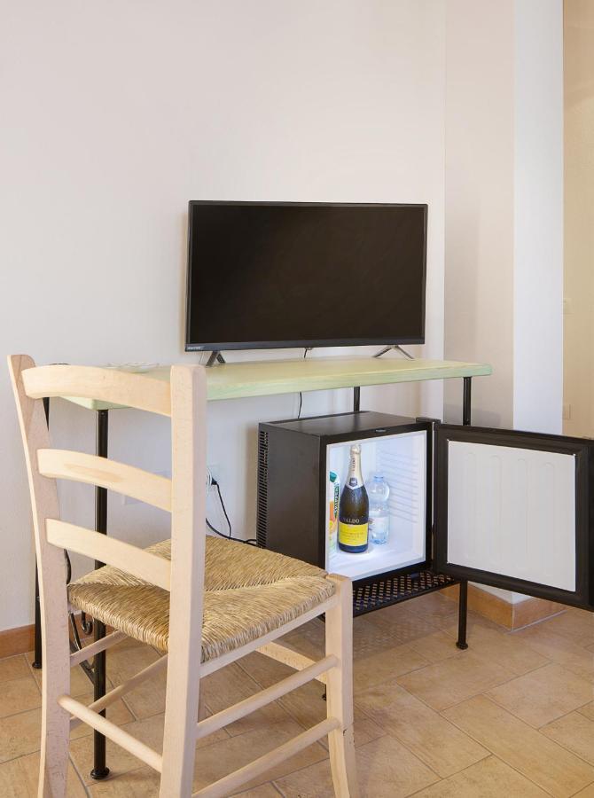 Bed and Breakfast Edomat Monserrato Exterior foto