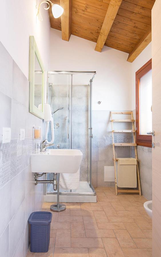 Bed and Breakfast Edomat Monserrato Exterior foto